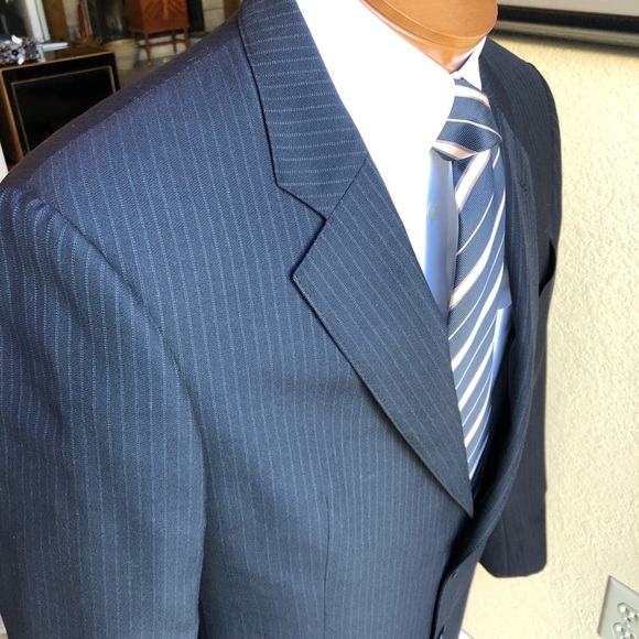 Armani Italian Wool Black Pinstripe Barney’s NYC - Picture 8 of 17